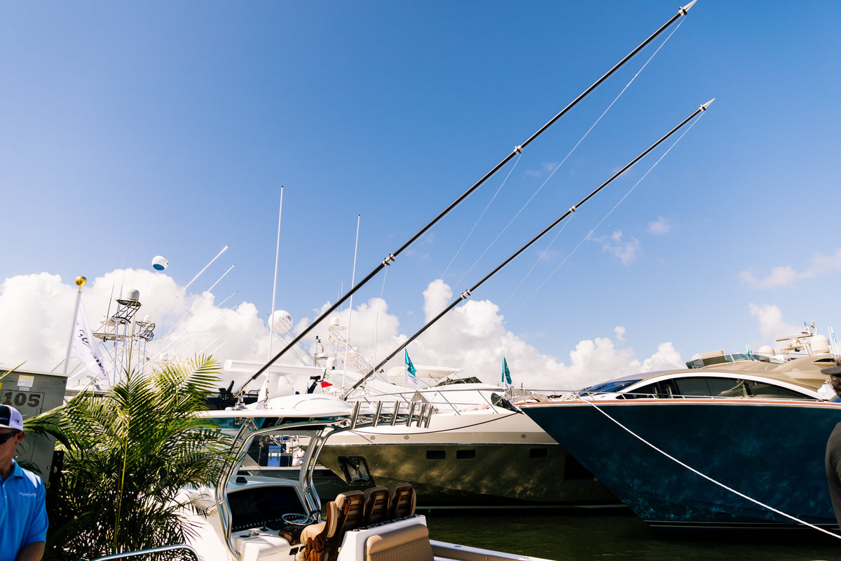 18' Bluewater Collapsible Outrigger Pair