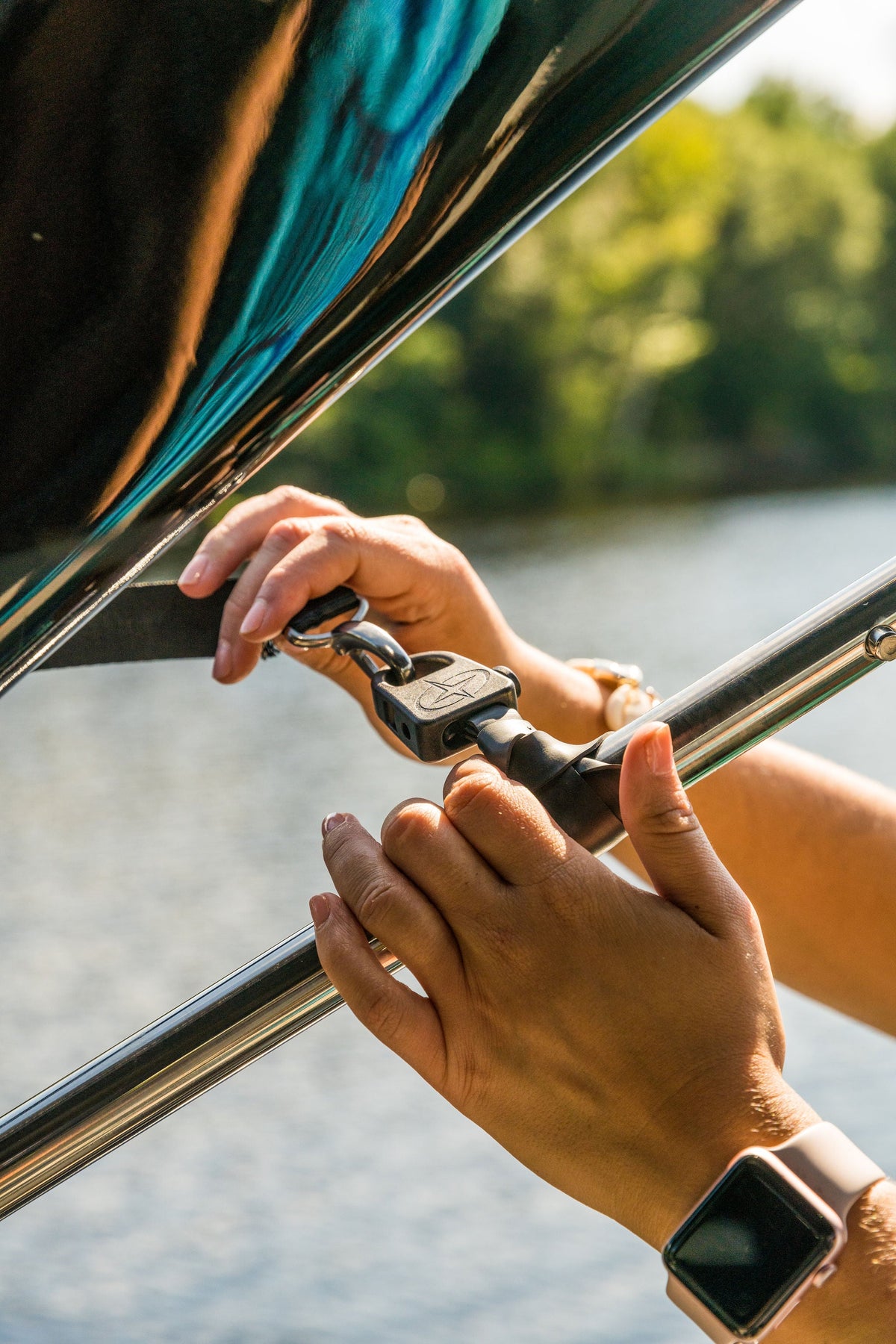 Pontoon Boat Sun Shade System
