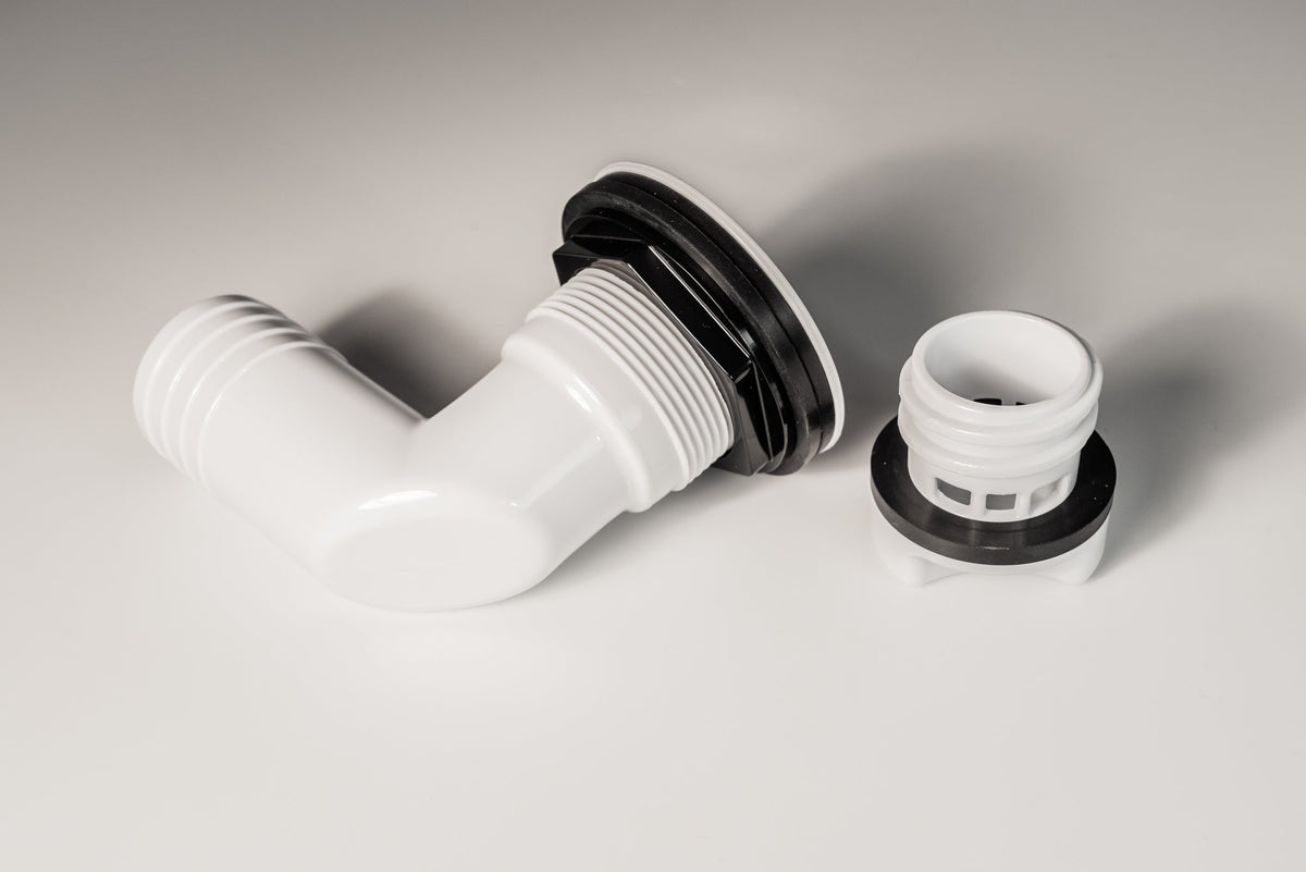 Fish Box Drain, 1-1/2", 90 Degree, With Drain Plug