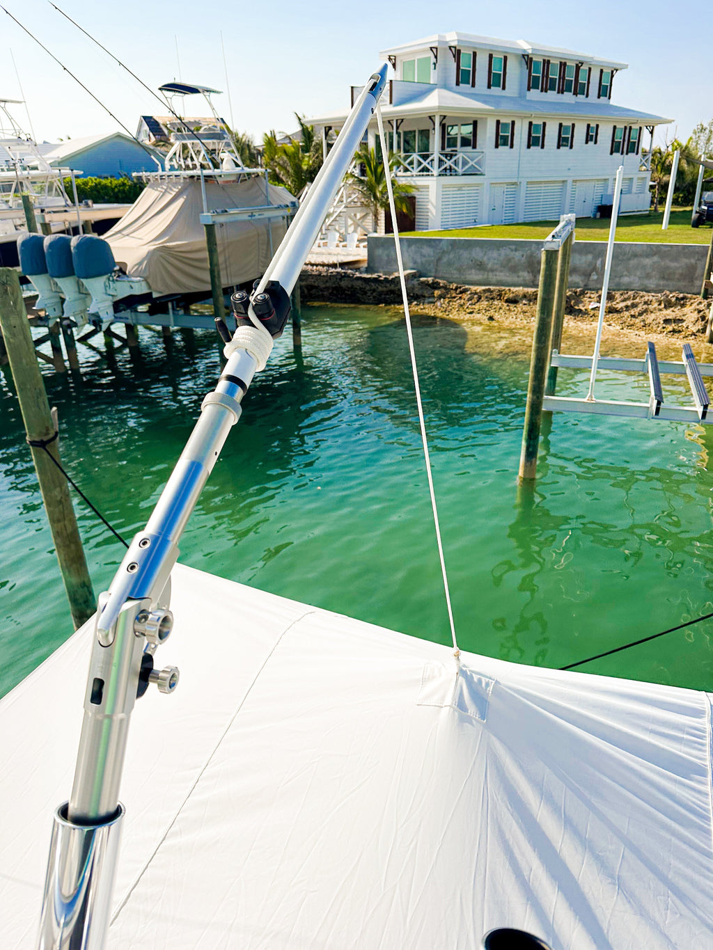 Sportfish Cockpit Shade Pole System